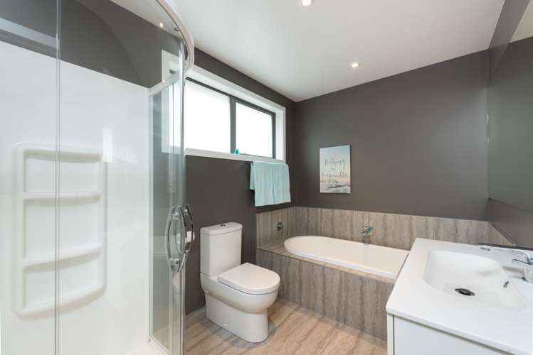 33 Landing Drive Pyes Pa_15