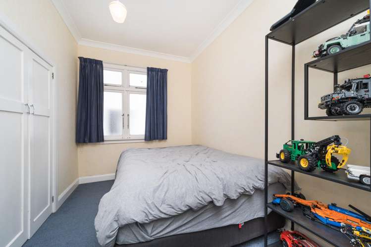 8 Russell Street Palmerston North_11