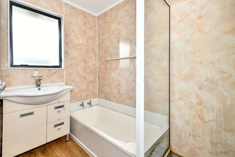 1/60 Red Crest Avenue Papakura_11