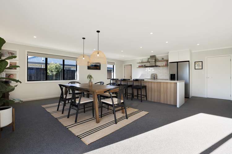 26 Redhaven Rise Netherby_8