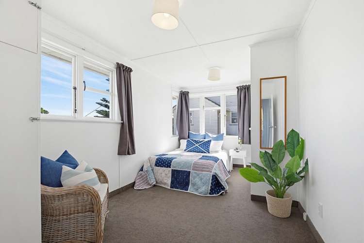 13 Downes Street Titahi Bay_8