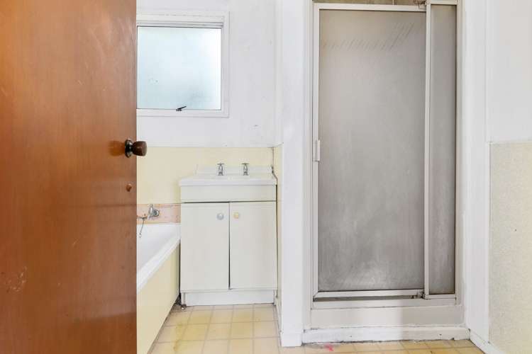 8 Farwood Drive Henderson_13