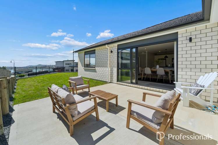 63 Ken Douglas Drive Aotea_13