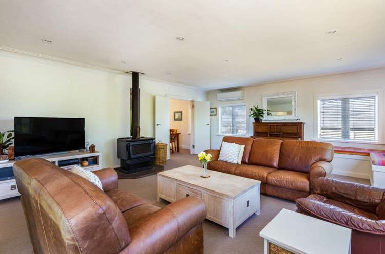 68 Mere Road Taupo_12