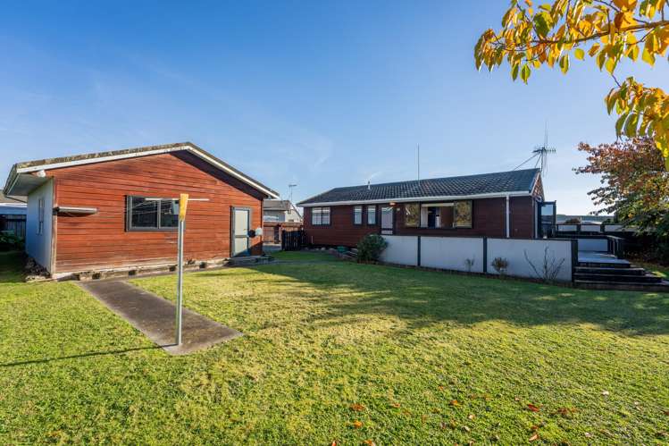 5 Broadbelt Grove Levin_21