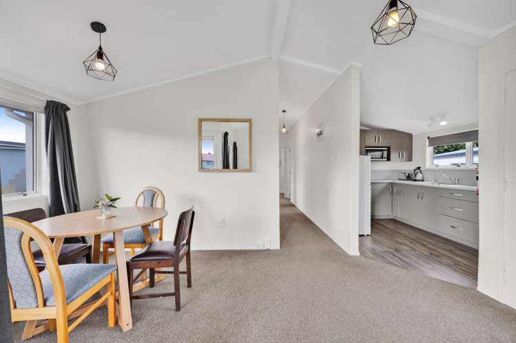 8 Hughson Place Opunake_13