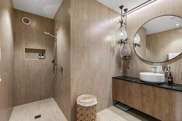 10A Victoria Road Devonport_22