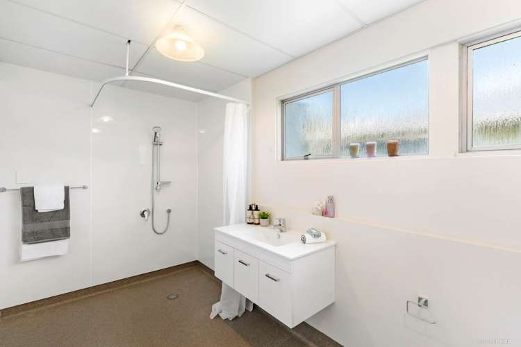 2/43 Anzac Road Browns Bay_7