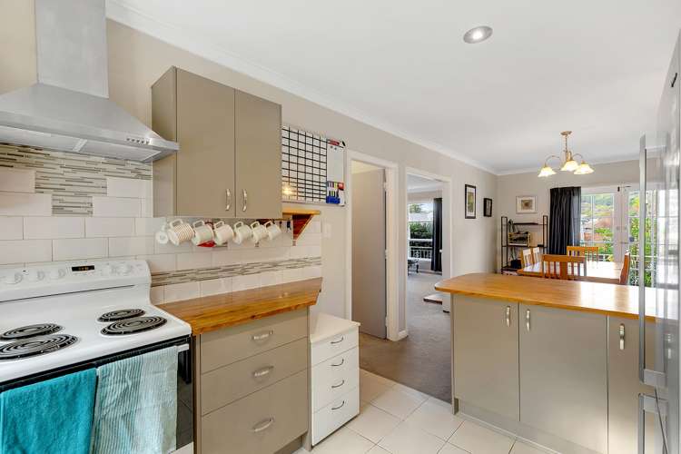 46 Kiwi Crescent Tawa_8