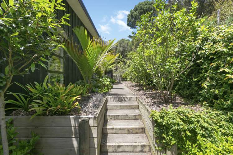 14 Eastvale Close Greenhithe_15