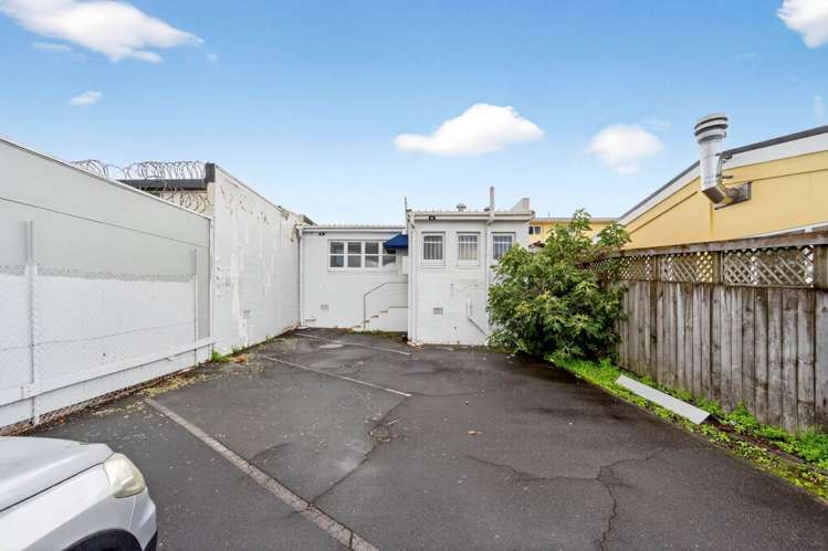 1186 Great North Road Pt Chevalier_7