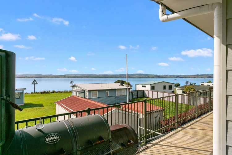 157 Pouewe Street Kawhia_10