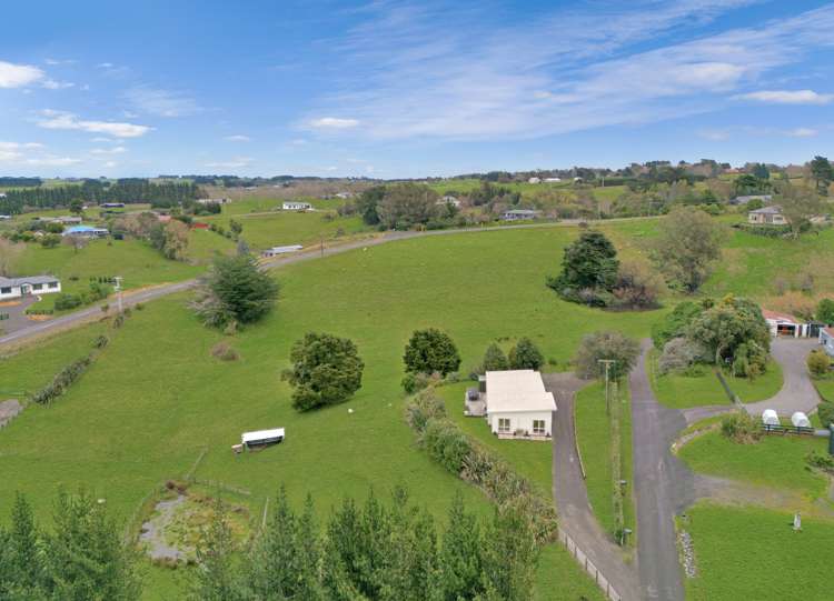 17 King Street Halcombe_27