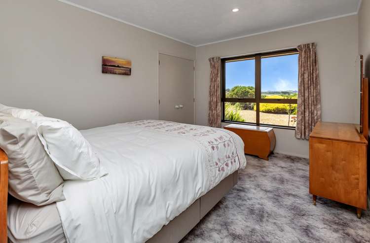 72 Baylys Coast Road Dargaville_13