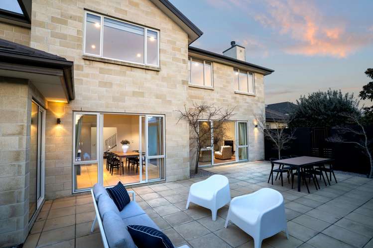 3 Leabridge Mews Harewood_21