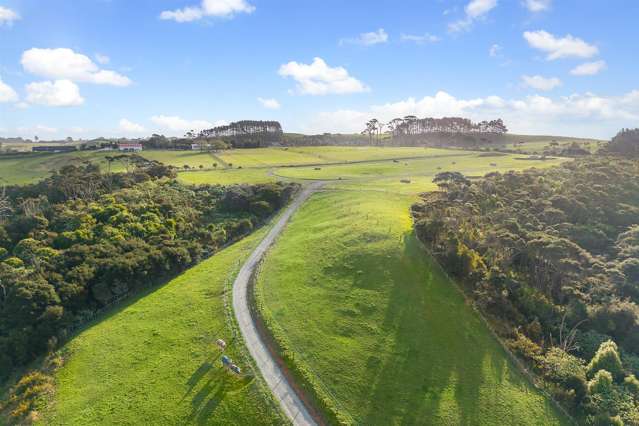 154 Muriwai Valley Road Waimauku_3