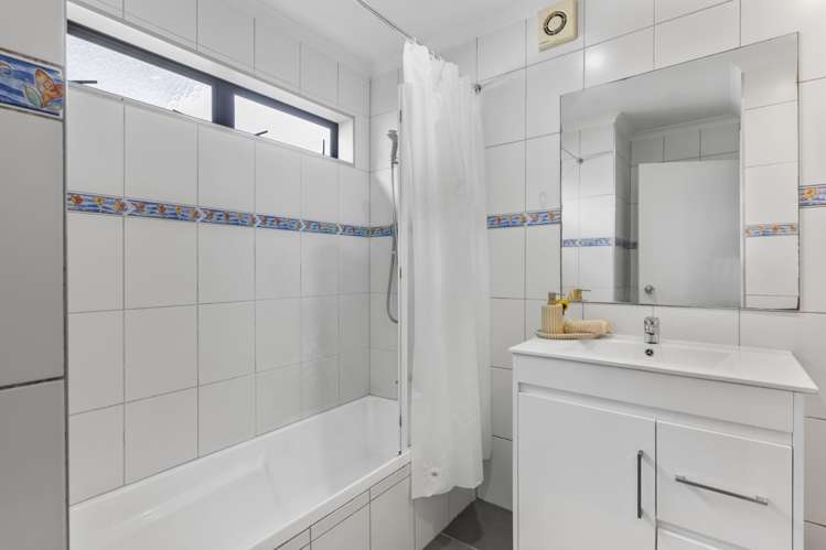 84 Wolverton Street Avondale_10