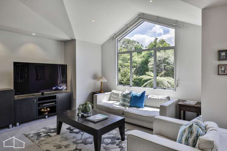 57 Staincross Street Green Bay_6