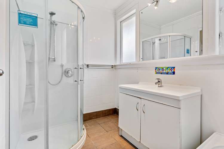 16a Penfold Place Henderson_14