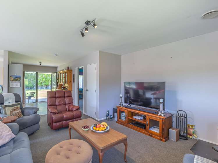 59 Avenue North Road Levin_4