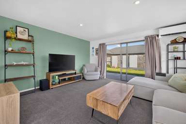 56c Cuffs Road_2