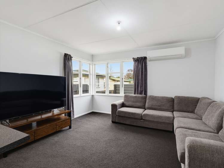 28 Leeds Street Milson_9