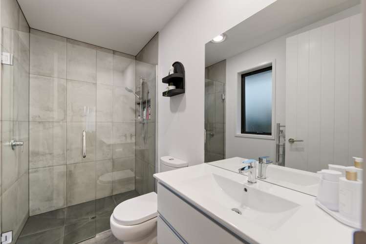 29 Pakanga Grove Pyes Pa_23