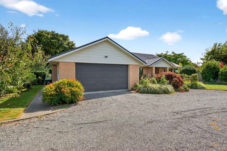 1a Daffodil Grove Carterton_21