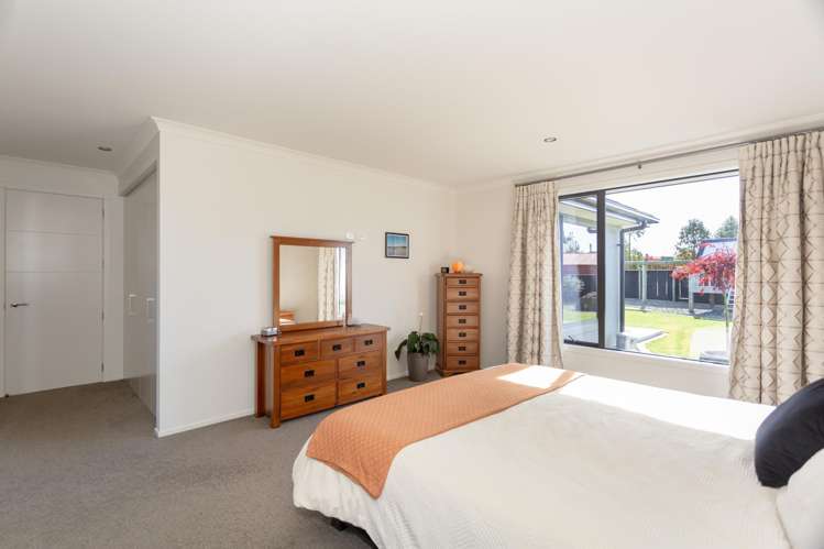 33d Charles Street Weston_16