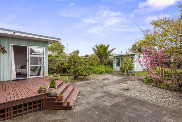 26 Mazengarb Road Paraparaumu Beach_1