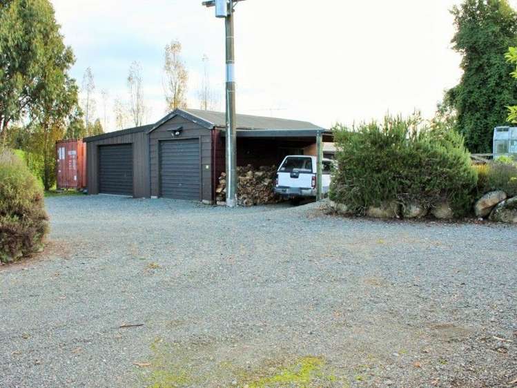 1103 Hillside Manapouri Road Manapouri_15