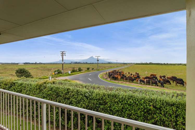 204a Tai Road Opunake_13