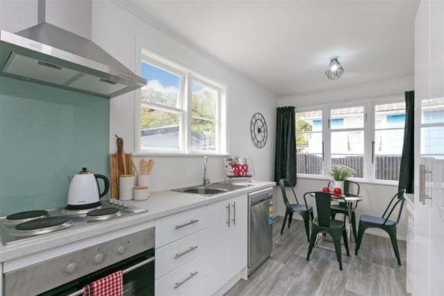 68 Judd Crescent Naenae_4