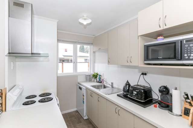 18 Saxbys Road Glenview_3