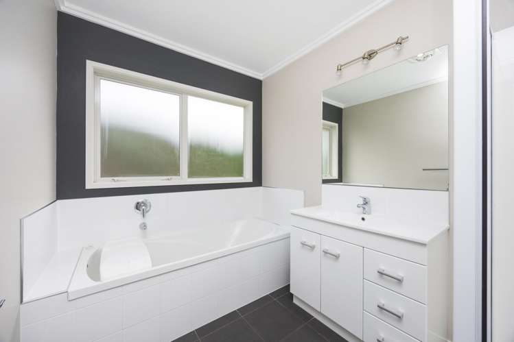 225 Makara Road Halcombe_18