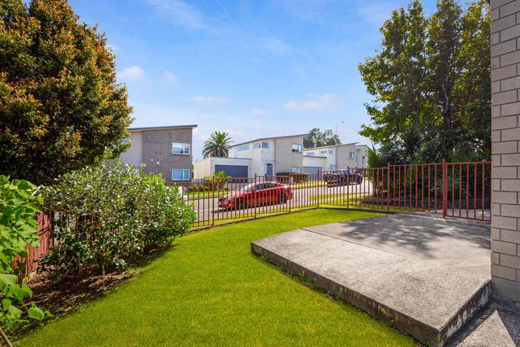 2 Sunshine Boulevard Sunnyvale_10