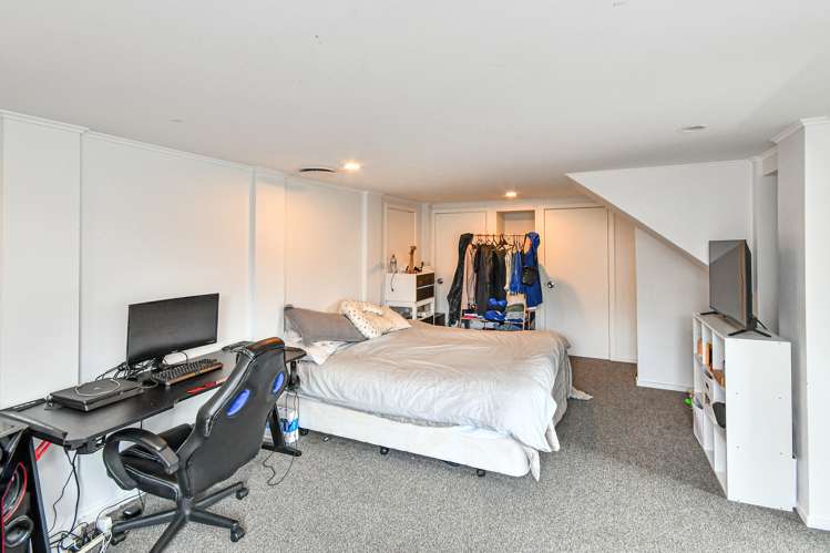 15 Lowburn Place Clover Park_11