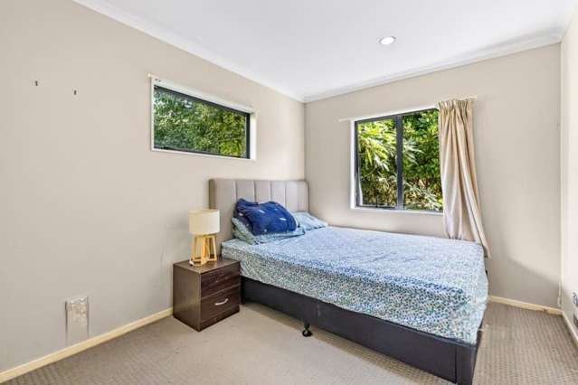 71A Kemp Road Massey_2