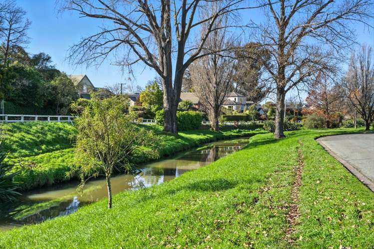 1/150 Riverlaw Terrace Saint Martins_13