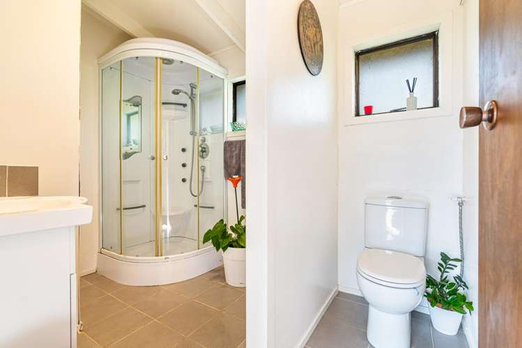 20 Constable Road Muriwai_16