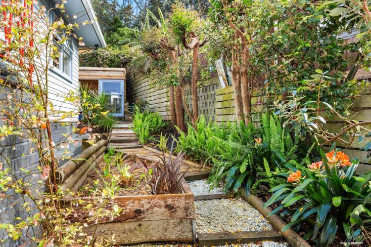 17 Saint Peters Street Northcote_16