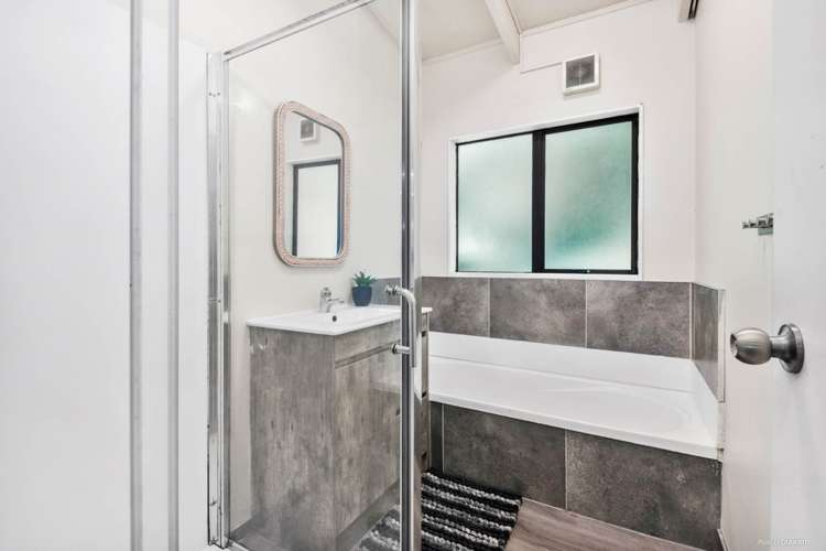 30 Western Road Laingholm_10