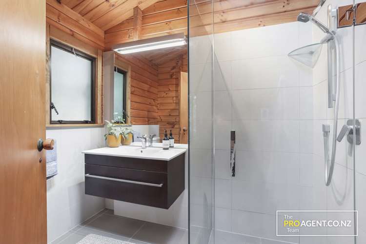 17 Minnehaha Avenue Titirangi_13