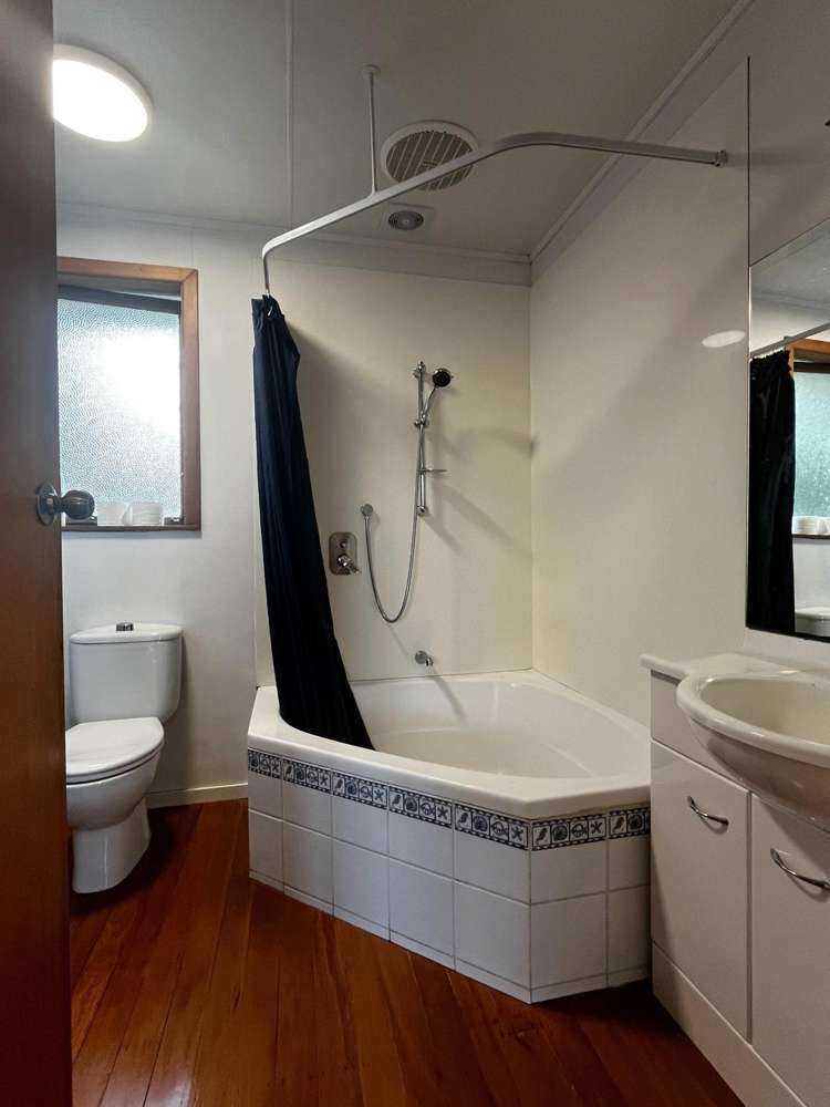 129 Methuen Road New Windsor_8