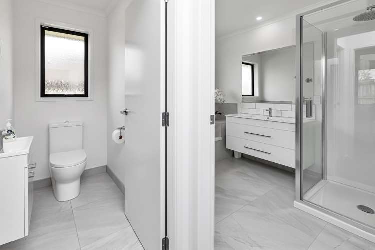 11 Rolling Stone Rise Tikipunga_11