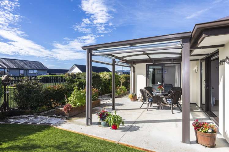 91 Carnaveron Drive Lincoln_8