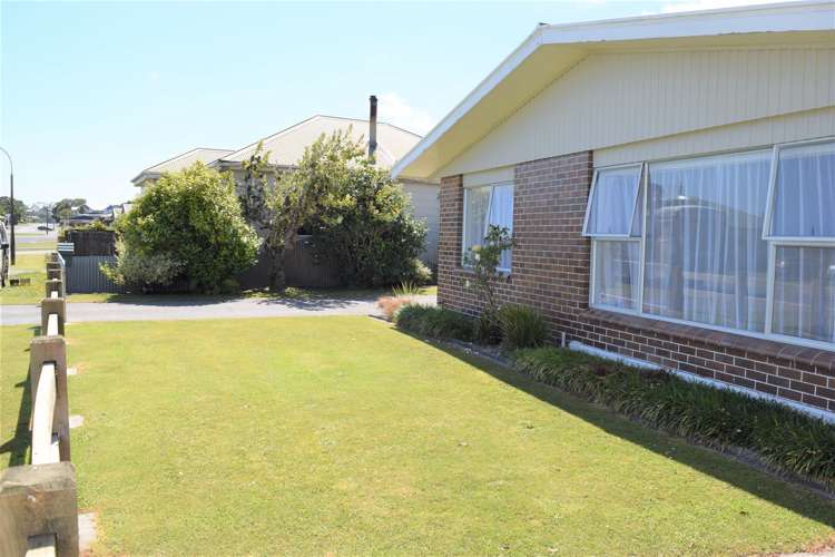 14 Brittan Street Hokitika_16