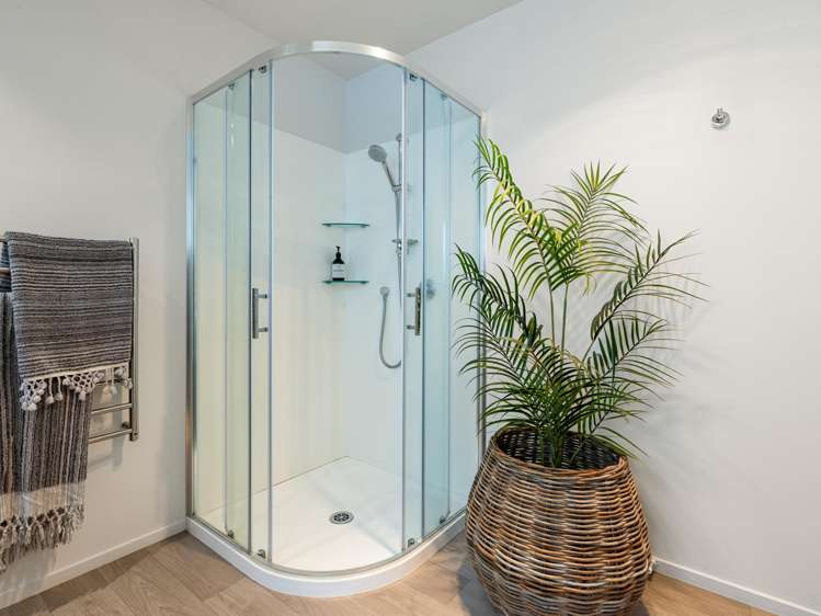 220A Ocean Road Whangamata_18
