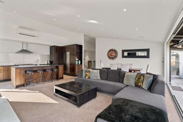 2/124 Lismore Street Wanaka_4