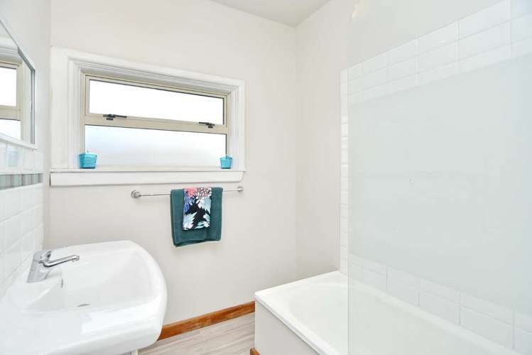 72 Grange Street Hillsborough_13